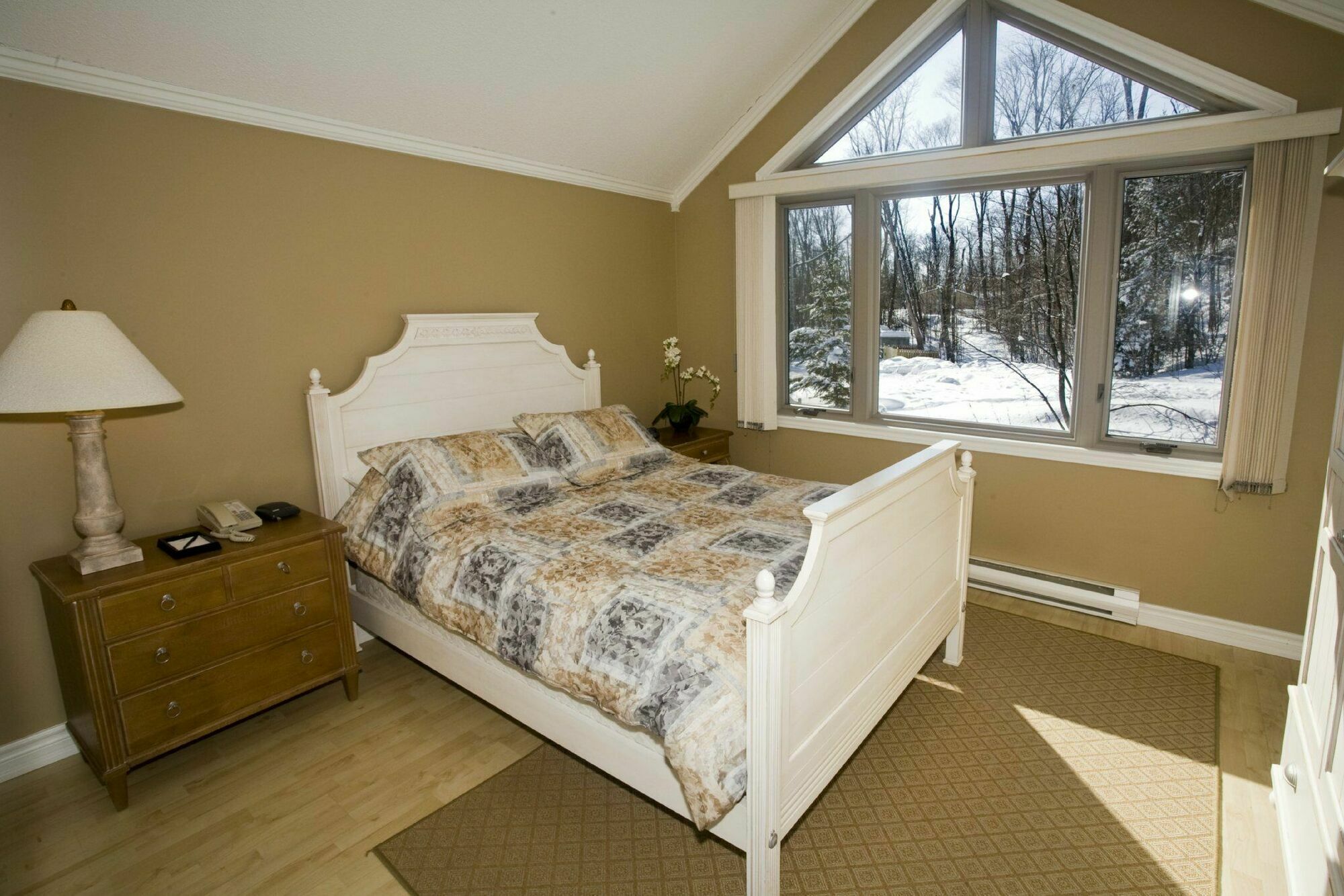 Muskoka Grandview Hotel Huntsville Exterior photo